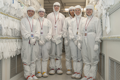 Group photo of 2016 CNF REU Interns gowned up